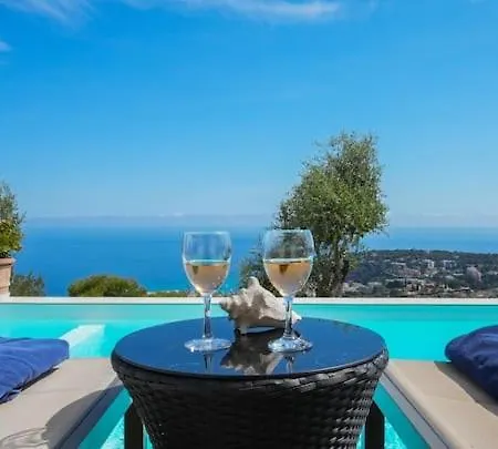 Readhostprofile! Luxury 5 Bedroom Villa, 2 Minutes From Monaco