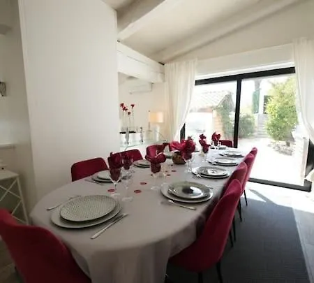 Readhostprofile! Luxury 5 Bedroom Villa, 2 Minutes From Monaco アパート ボーソレイユ