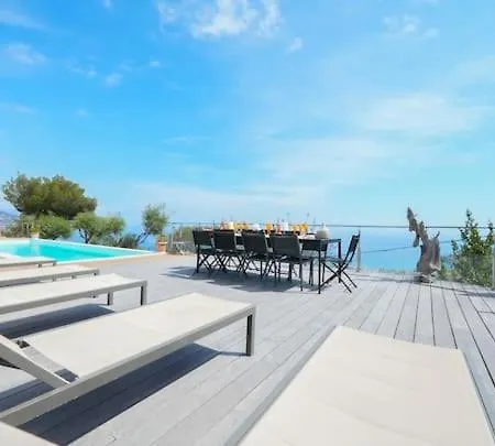 Readhostprofile! Luxury 5 Bedroom Villa, 2 Minutes From Monaco Apartment *